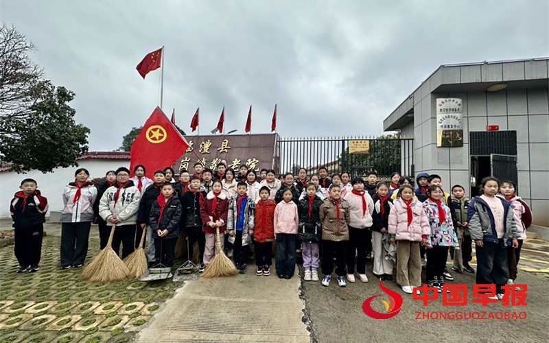 1741080227436090.jpg 5bc49d4d8836cab548256cefe1875a1.jpg