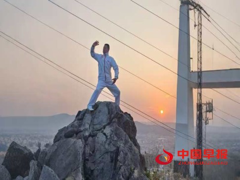 1745994497126761.jpg 333.jpg