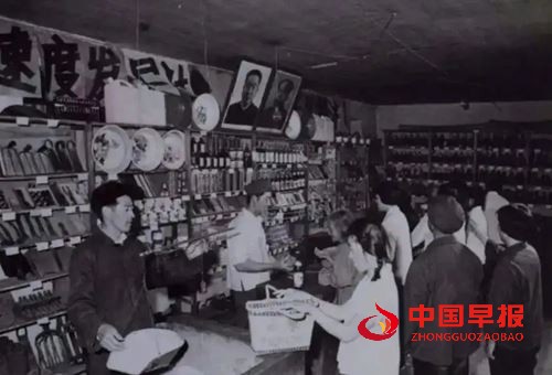 杜鸿：《绣花田园》(图3)