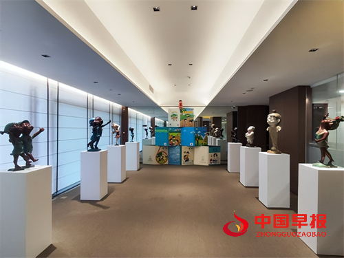 向上·向上雕塑展宋庄启幕 吴梁焰“红领少年”解码符号与生命力量(图2)