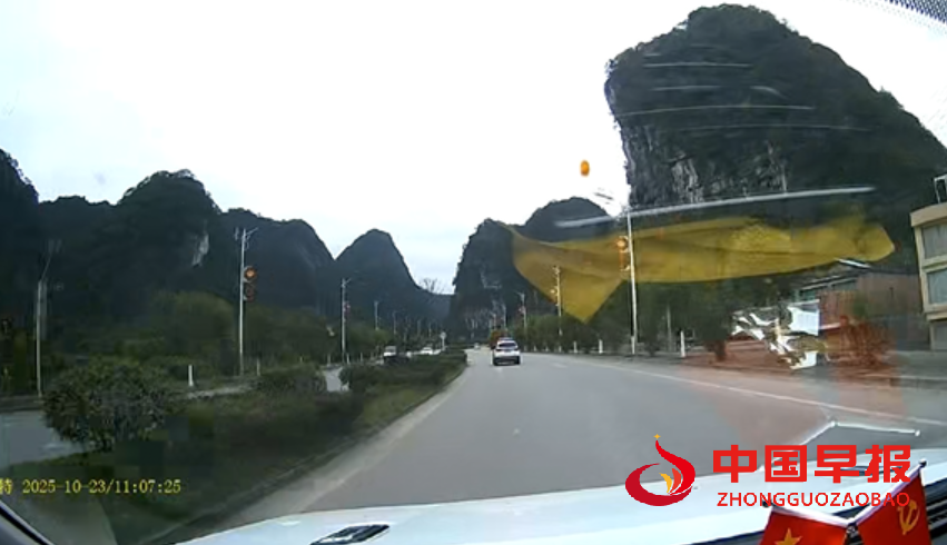 1761402378715609.png 1761402378715609.png