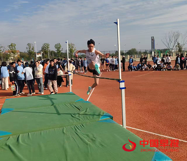 1764062794210520.png 8跳高.png