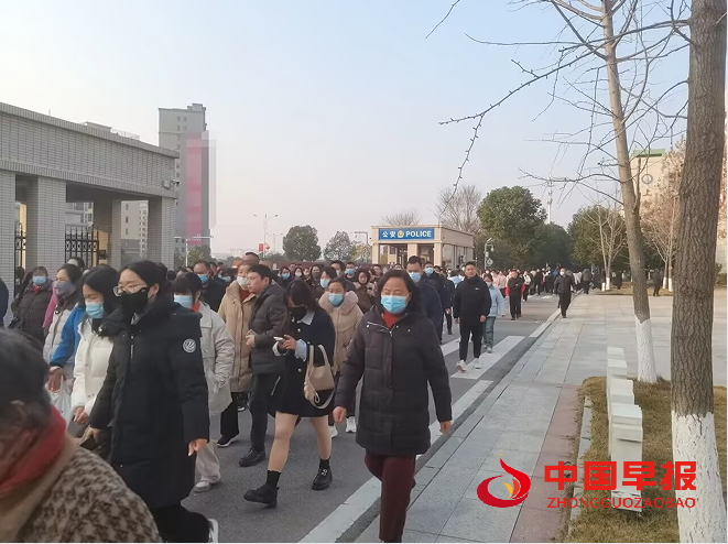 1766385824206534.png 1参会.png